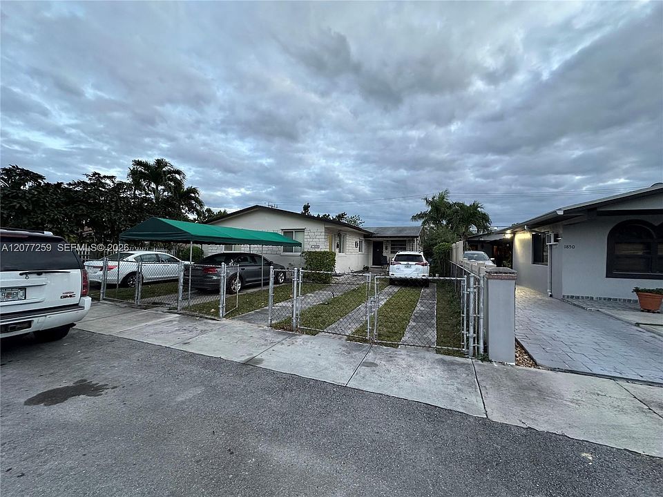 1st image of 1838 NW 18th St