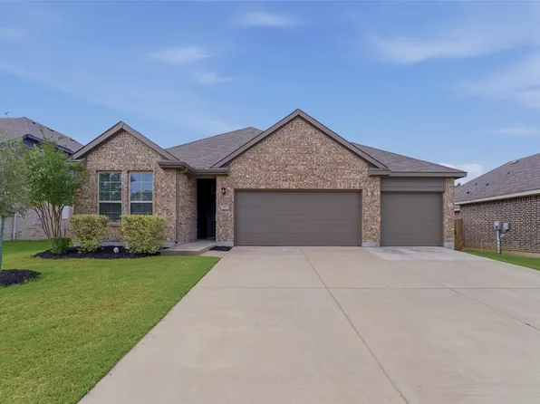 305 Evans Dr, Van Alstyne, TX 75495