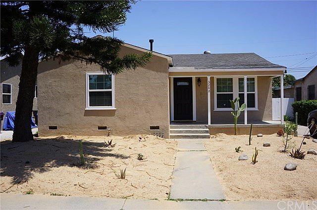 1st image of 3242 Eucalyptus Ave