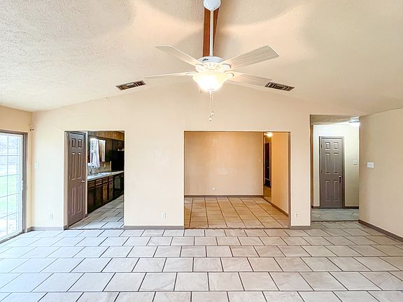 4th image of 3002 Tallwood Dr