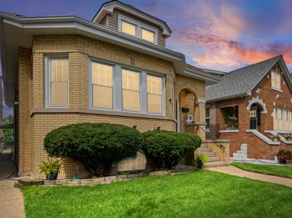 3132 N Luna Ave, Chicago, IL 60641