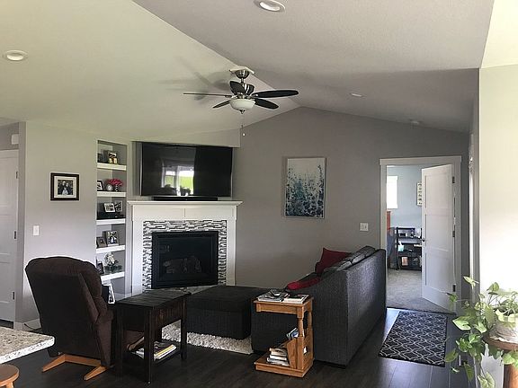 2nd image of 1709 Henry Johns Blvd