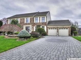 5 Harvest Ct, Marlboro, NJ 07746