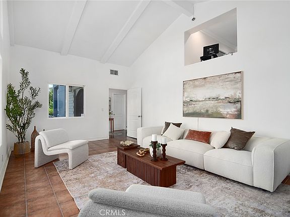 5th image of 5348 Calatrana Dr