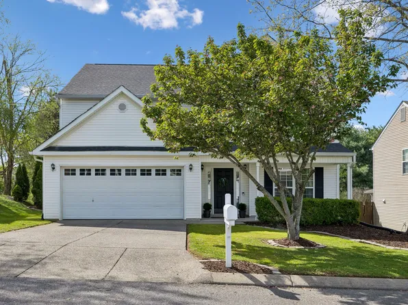 1030 Vanguard Dr, Spring Hill, TN 37174