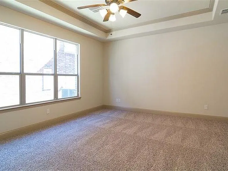 1016 Taylor Dr — Photo 22