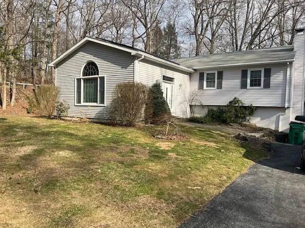 24 Cobey Terrace, Poughkeepsie, NY 12601