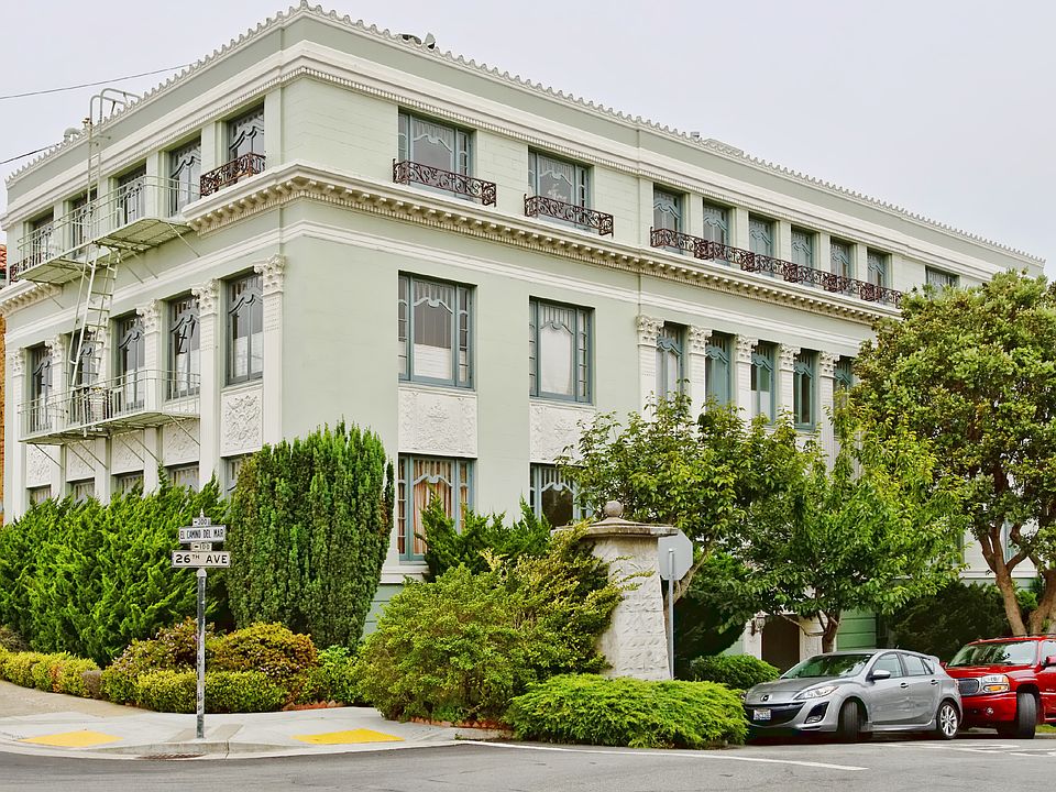 1st image of 95 26th Ave APT F