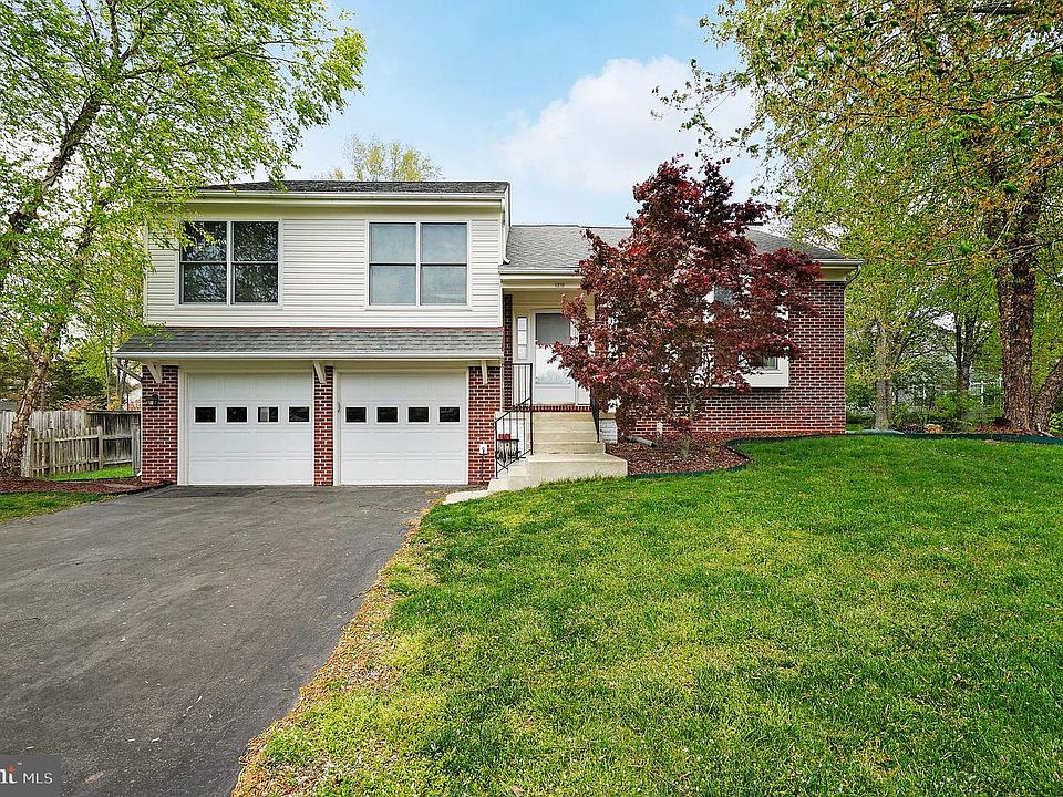 1st image of 8219 Tall Timber Dr