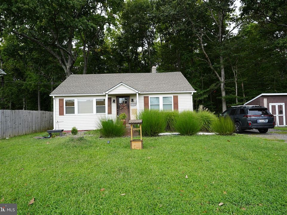 1st image of 3284 Forrest Ave