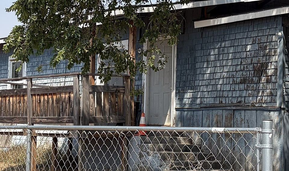 1st image of 403 N Lincoln St