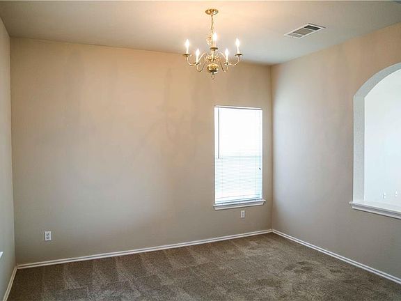 3rd image of 224 Firwood N