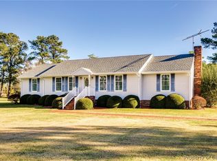 228 Moon Haven Ln, Moon, VA 23119