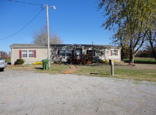 14213 Espy St, Benton, IL 62812