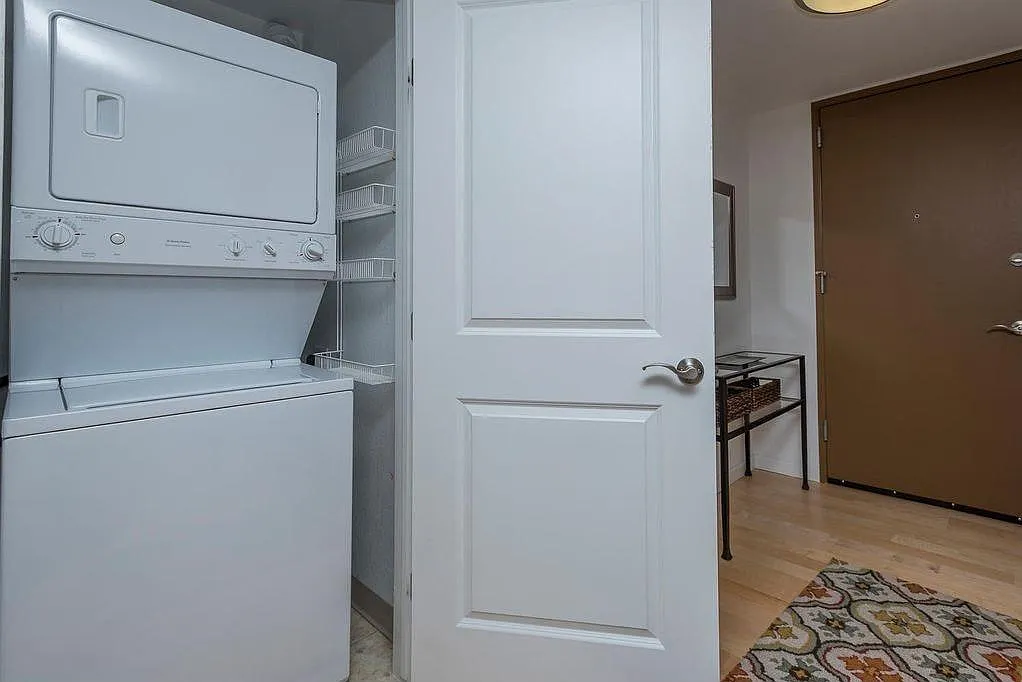 1 bed, 634 sqft, $1,850 — Photo 2