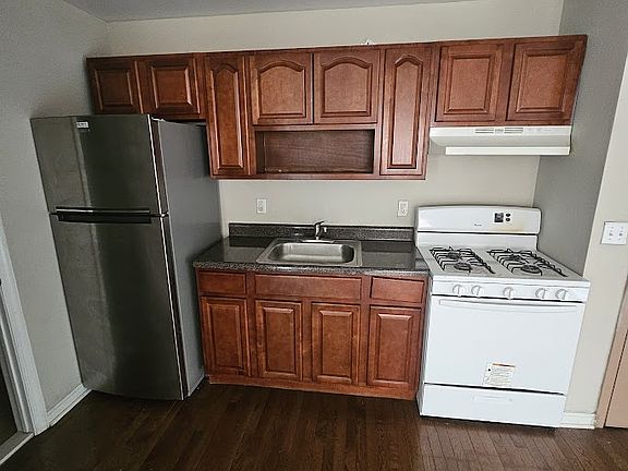 2nd image of 60 Park Ave #411