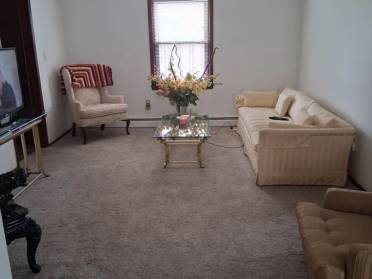 2176 Halsey St #1 — Photo 14