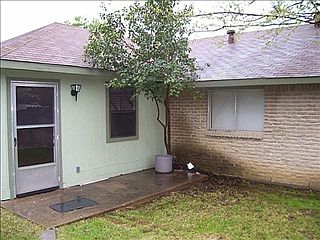 2nd image of 446 W Grenoble Dr