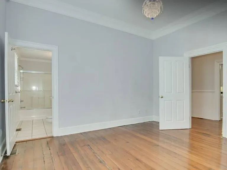 328 Union St SE — Photo 9