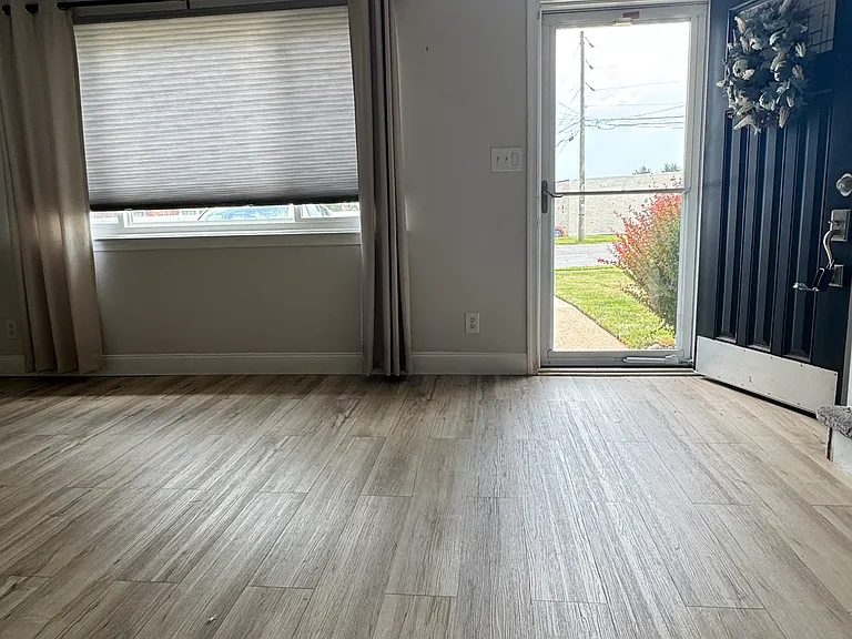 1535 Irene St — Photo 4