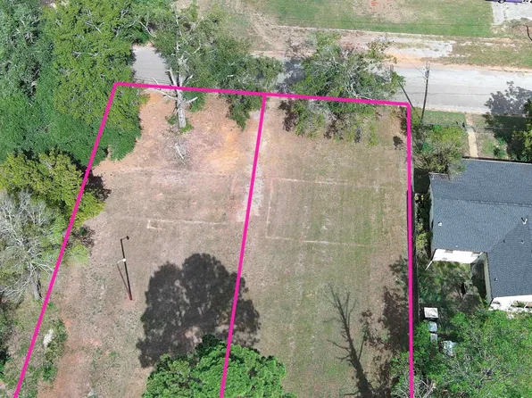 605 Travis St, Jacksonville, TX 75766