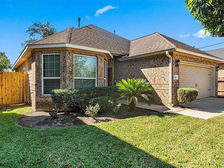 5212 New Orleans St — Photo 1