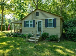 163 Newtown Rd, Hampton Bays, NY 11946