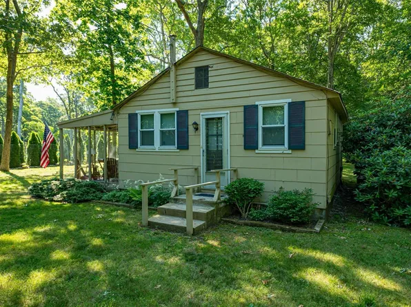 163 Newtown Road, Hampton Bays, NY 11946