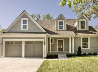 4519 W 70th St, Prairie Village, KS 66208