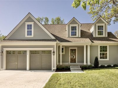 4519 W 70th St, Prairie Village, KS, 66208