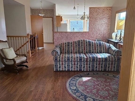 4th image of 820 Shady Ridge Ln