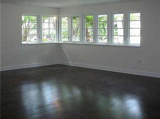 2nd image of 835 Michigan Ave APT 5