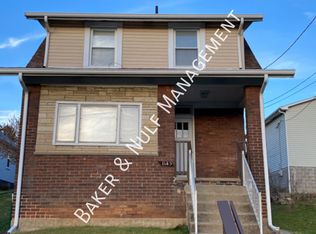 1145 Ross Ave, New Kensington, PA