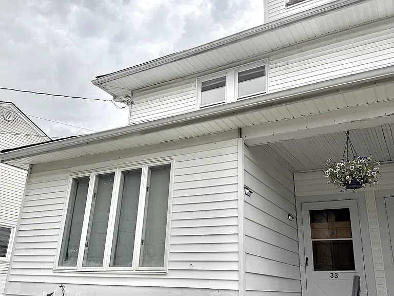 33 Delaware Ave #2 — Photo 2