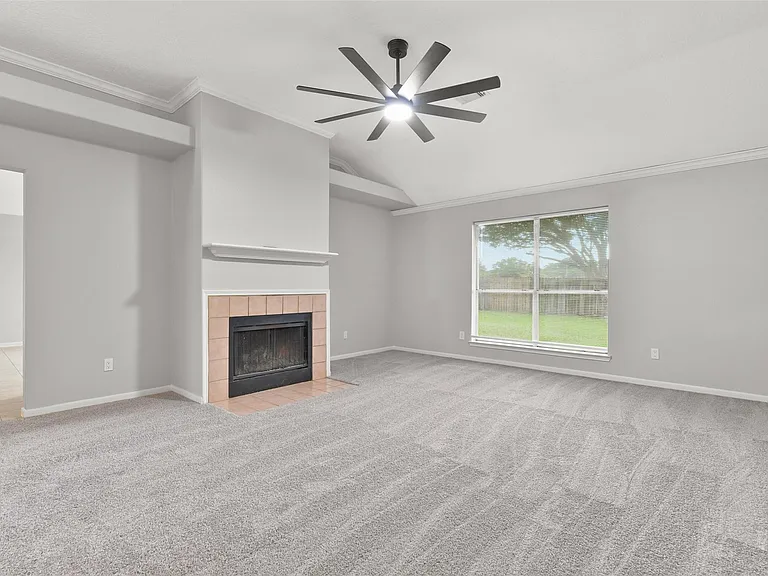 16010 Cedar Gully Dr — Photo 5