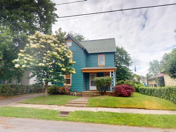 38 Green St, Muncy, PA 17756