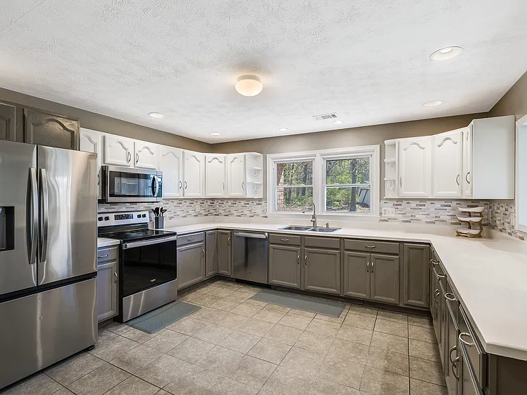 Kitchen showing all installed appliances