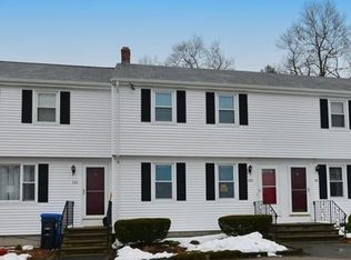 100 Cowell Rd, Wrentham, MA 02093