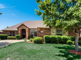 103 Monarch Ct, Waxahachie, TX 75165