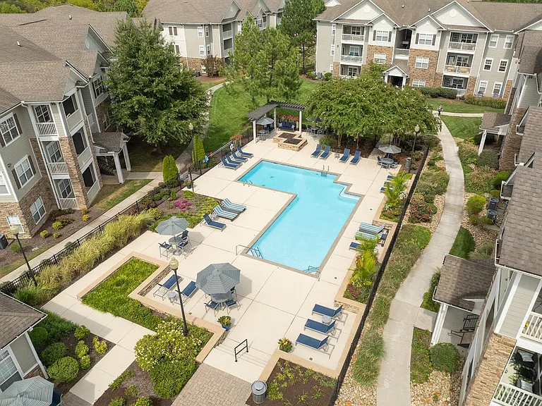 Vintage Creekwood Park Apartments — Photo 15