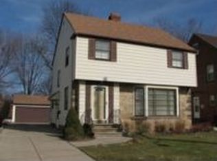 2529 Laurelhurst Rd, University Heights, OH 44118