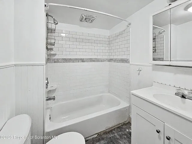 907 Green Ridge St #1 — Photo 4