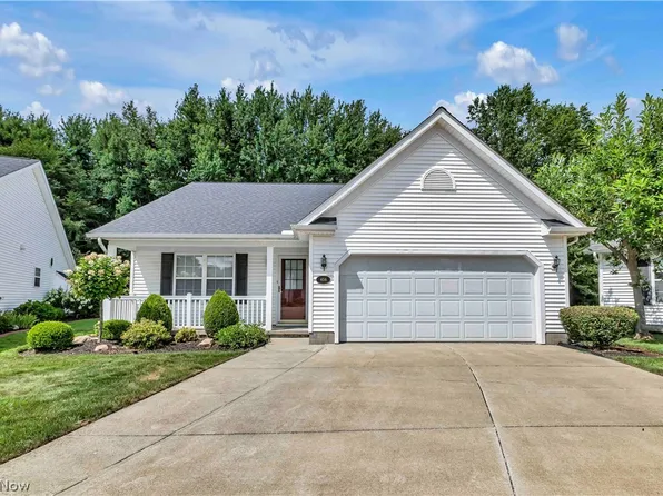 406 Oleander Oval #44, Madison, OH 44057