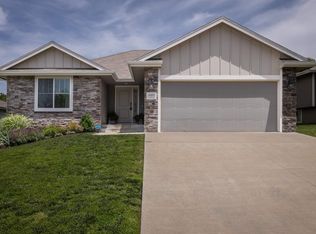 4404 SW Brandywine Ln, Topeka, KS 66610