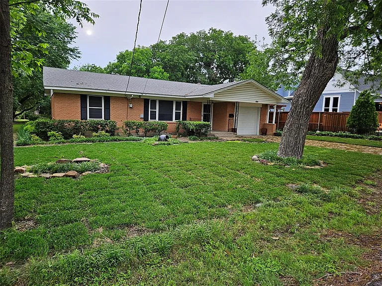 804 Cedar St — Photo 14