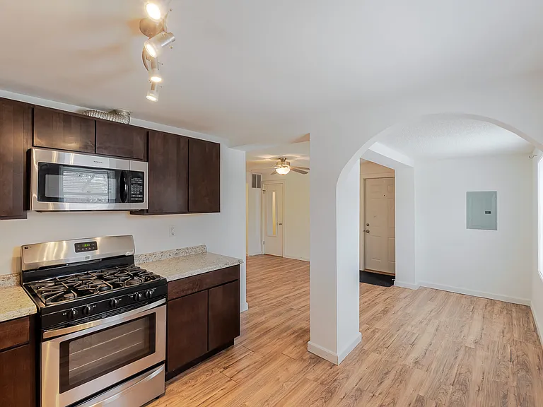 361 Locust St #3 — Photo 5