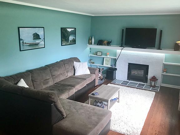 3rd image of 4728 Central Ave