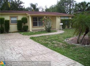6732 Raleigh St, Hollywood, FL 33024