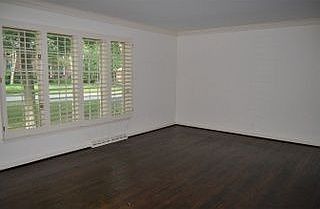 2nd image of 209 Sorrel Dr