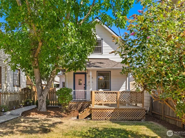 318 N 71st Street, Seattle, WA 98103